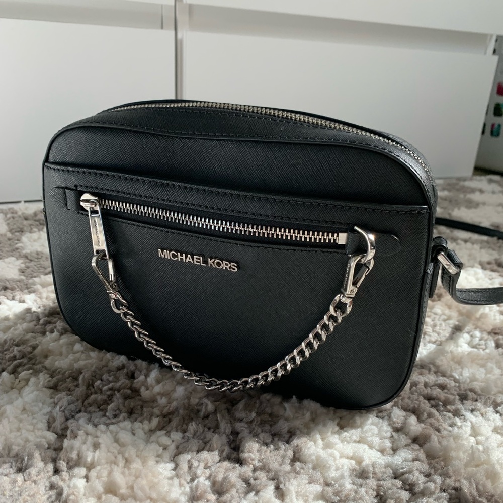 Michael Kors Jet Set Black & Silver Chain Chic Crossbody Bag
